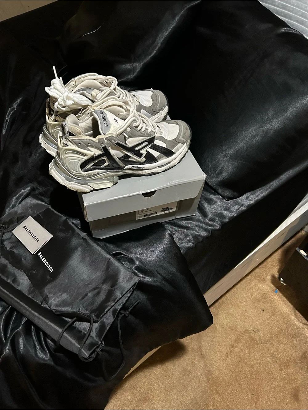 Balenciaga Runner Sneaker in White, Gray & Black - Picture 3 of 5